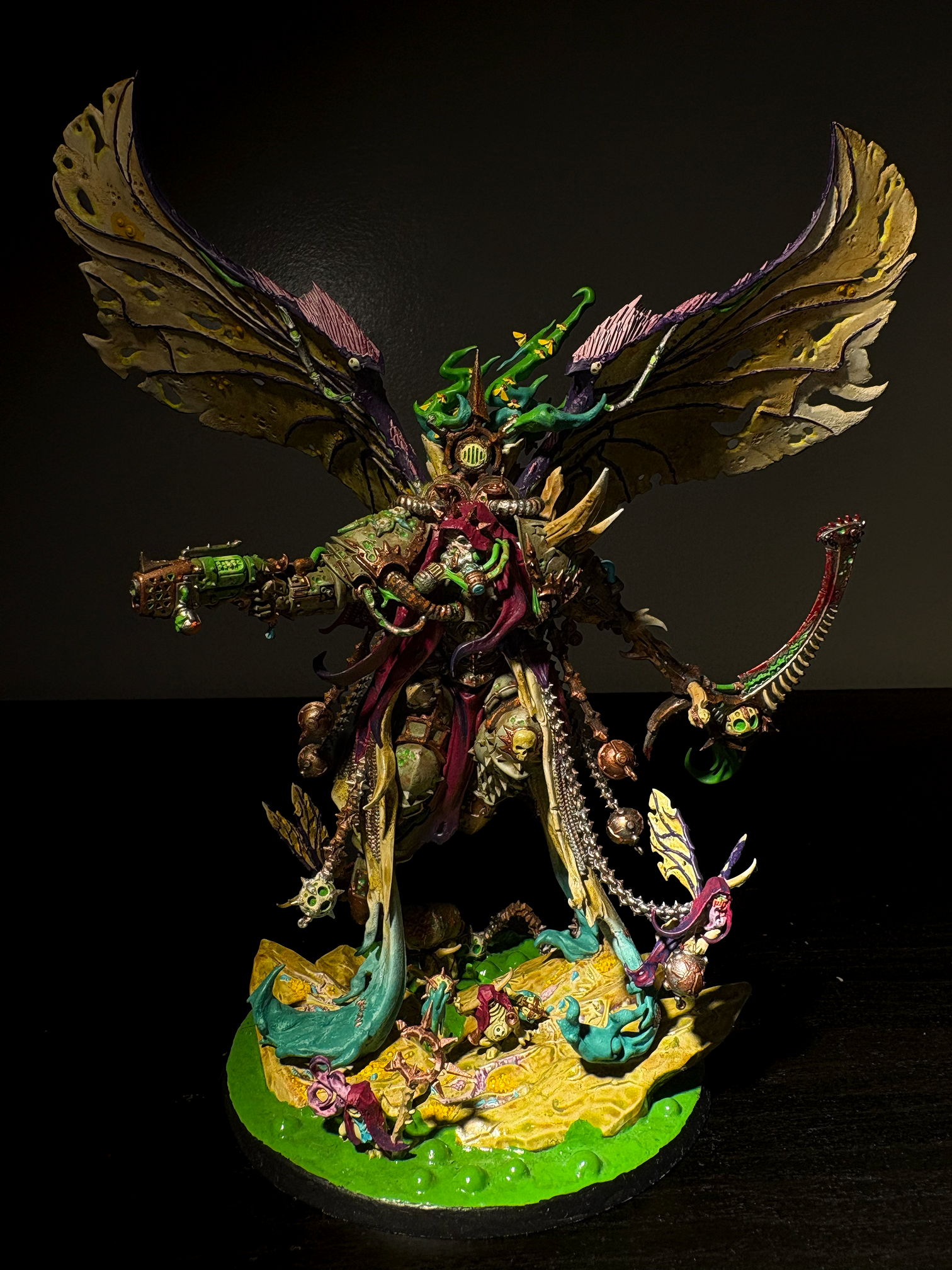 Daemon primarch, winged